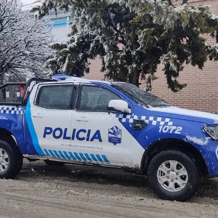 Tres nenes de 12 a 14 años fueron sorprendidos cazando con arma neumática en cercanías de la ruta N° 12 Tres nenes de 12 a 14 años fueron sorprendidos cazando con arma neumática en cercanías de la ruta N° 12