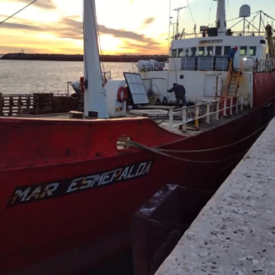 Mar Esmeralda: murió un marinero y el buque arribó de urgencia a Puerto Madryn Mar Esmeralda: murió un marinero y el buque arribó de urgencia a Puerto Madryn