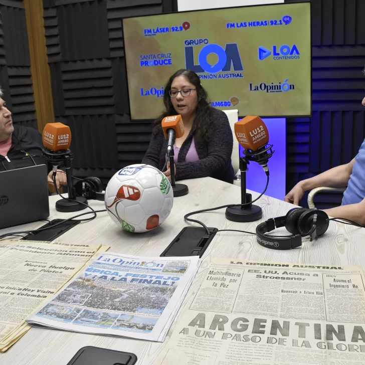 La “revancha” contra Inglaterra, un festejo accidentado y las alegrías que da el fútbol: “Pepe” Cárdenas y Carlos Saldivia recordaron el Mundial ’86 La “revancha” contra Inglaterra, un festejo accidentado y las alegrías que da el fútbol: “Pepe” Cárdenas y Carlos Saldivia recordaron el Mundial ’86