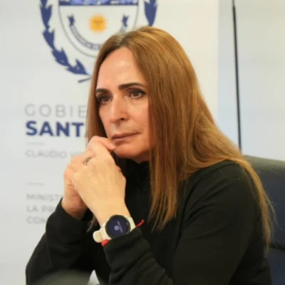 “Es el tren fantasma del kirchnerismo”: la dura crítica de Nadia Ricci al nuevo PJ de Santa Cruz “Es el tren fantasma del kirchnerismo”: la dura crítica de Nadia Ricci al nuevo PJ de Santa Cruz