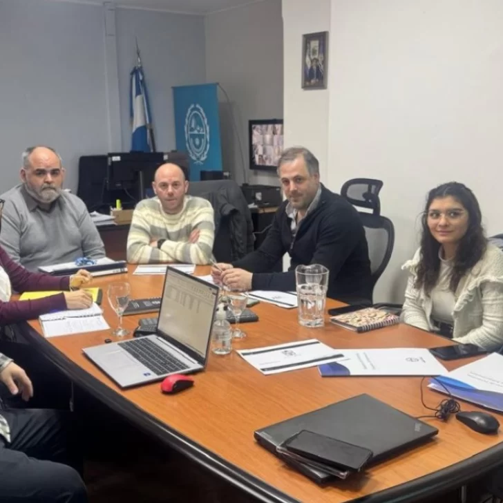 Continúan las mesas de trabajo para avanzar en acuerdos mutuos por los aportes a las Cajas Continúan las mesas de trabajo para avanzar en acuerdos mutuos por los aportes a las Cajas