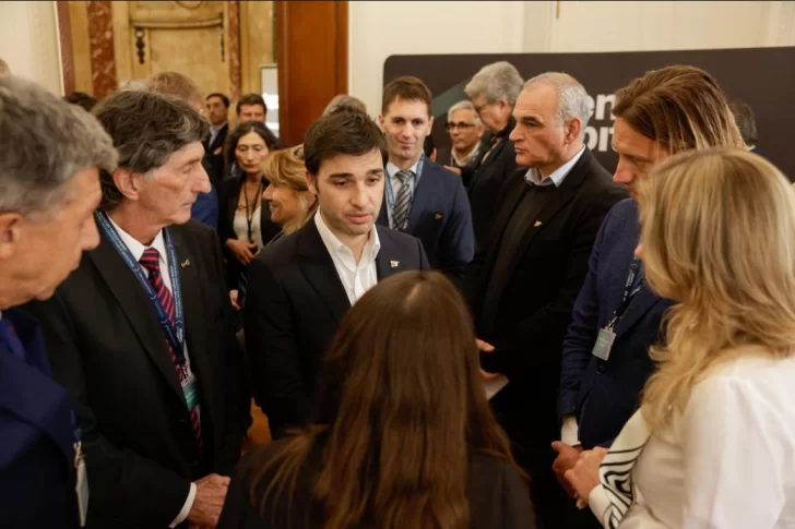  El gobernador de Chubut destacó el interés empresario en Argentina a partir del RIGI.