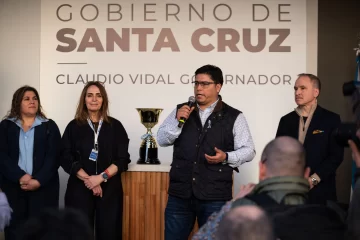 Winter Swimming World Cup 2026: Claudio Vidal afirmó que “apostar al turismo es el camino” Winter Swimming World Cup 2026: Claudio Vidal afirmó que “apostar al turismo es el camino”
