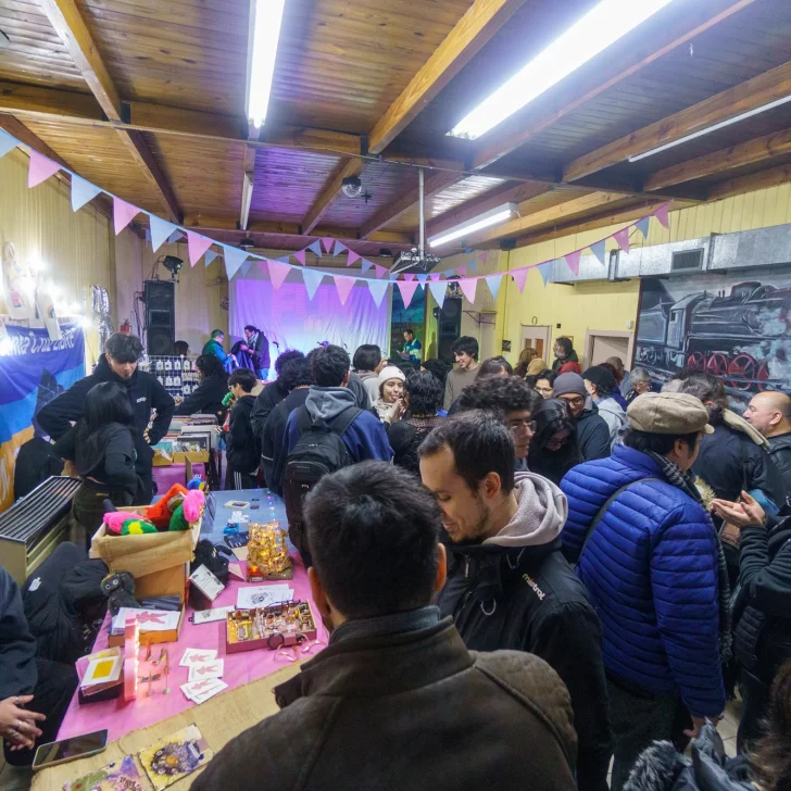 Con su 16va edición, la FLIA celebra 10 años de autogestión Con su 16va edición, la FLIA celebra 10 años de autogestión