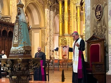García Cuerva criticó a los corruptos: “Hacen que los pobres sean cada vez más pobres, y ellos, escandalosamente, cada vez más ricos” García Cuerva criticó a los corruptos: “Hacen que los pobres sean cada vez más pobres, y ellos, escandalosamente, cada vez más ricos”