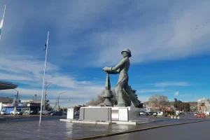 Desesperada búsqueda de Dylan Thomas Leiva de 16 años en Caleta Olivia Desesperada búsqueda de Dylan Thomas Leiva de 16 años en Caleta Olivia