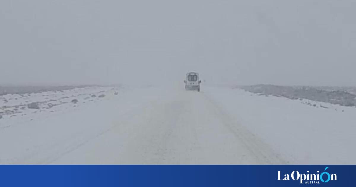 El frío extremo complica la circulación en rutas de Santa Cruz y refuerzan el pedido de no viajar si no es necesario