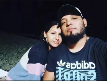 Procesaron a la madre y el padrastro que torturaban a dos hermanitos en la “Casa del horror” de Pico Truncado Procesaron a la madre y el padrastro que torturaban a dos hermanitos en la “Casa del horror” de Pico Truncado