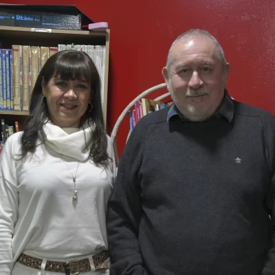 “Kunfi” Quirós, la historia de la biblioteca que comenzó en una casa rodante y ya cumplió 30 años “Kunfi” Quirós, la historia de la biblioteca que comenzó en una casa rodante y ya cumplió 30 años