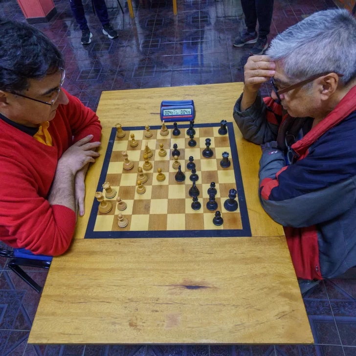 ADAR celebró un doble aniversario con una jornada de ajedrez en su sede ADAR celebró un doble aniversario con una jornada de ajedrez en su sede