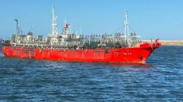 Consejo Federal Pesquero: Santa Cruz apoyó la licitación de 18 permisos de pesca para el calamar Consejo Federal Pesquero: Santa Cruz apoyó la licitación de 18 permisos de pesca para el calamar
