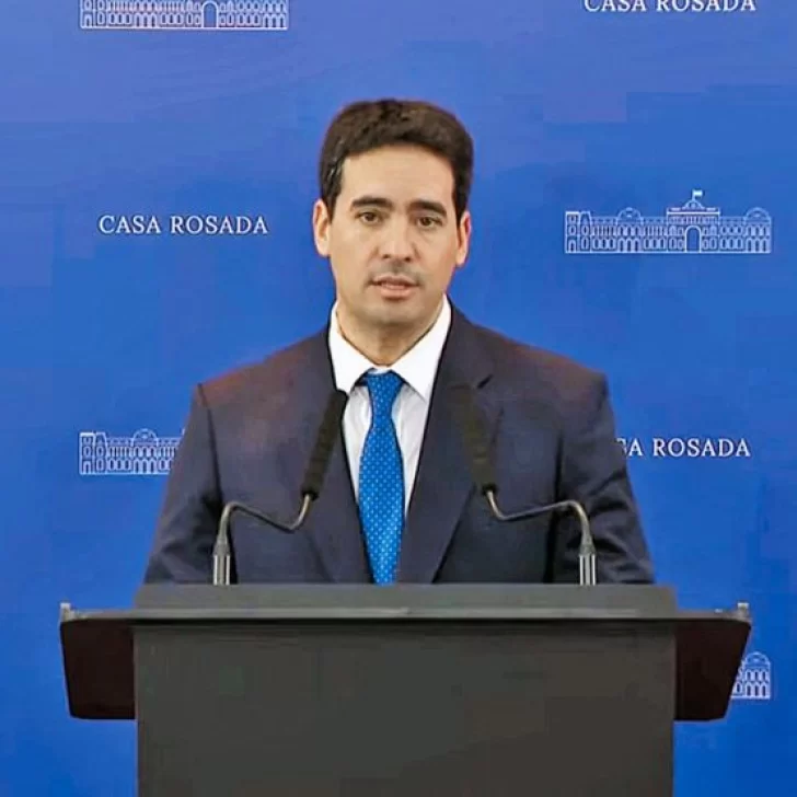 “Abrigarse más”, la respuesta del nuevo vocero de Milei, Javier Ravier, a los “precios libres” del gas y la electricidad en los hogares “Abrigarse más”, la respuesta del nuevo vocero de Milei, Javier Ravier, a los “precios libres” del gas y la electricidad en los hogares