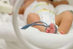 Dos bebés fueron internados por presunta intoxicación con cocaína y sus padres quedaron detenidos Dos bebés fueron internados por presunta intoxicación con cocaína y sus padres quedaron detenidos