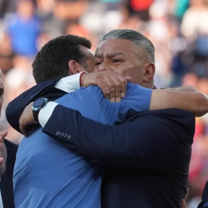 “De pie, Argentina”: Tapia destacó al plantel y agradeció el apoyo tras la final del Mundial 2026 “De pie, Argentina”: Tapia destacó al plantel y agradeció el apoyo tras la final del Mundial 2026
