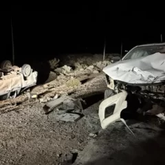 Murió un trabajador petrolero tras un choque en la Ruta 5: investigan si una camioneta invadió el carril contrario