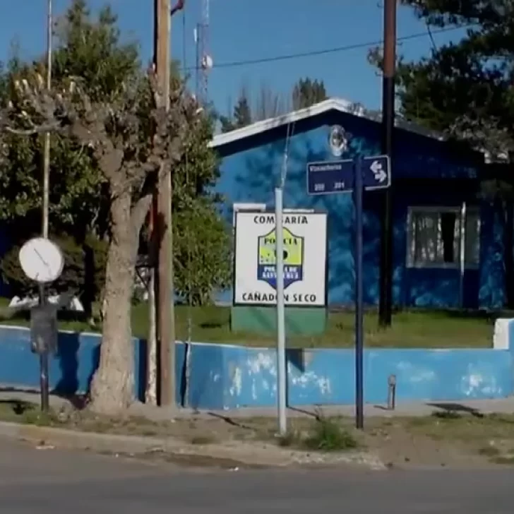 Las dependencias policiales de Cañadón Seco y Ramón Santos levantaron el autoacuartelamiento y ya están operativas Las dependencias policiales de Cañadón Seco y Ramón Santos levantaron el autoacuartelamiento y ya están operativas