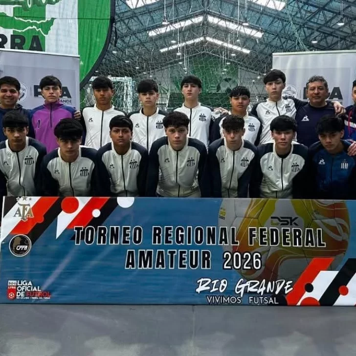 Escándalo en el Nacional de Futsal: polémica arbitral y salida con custodia policial para Talleres tras la semifinal ante Camioneros Escándalo en el Nacional de Futsal: polémica arbitral y salida con custodia policial para Talleres tras la semifinal ante Camioneros