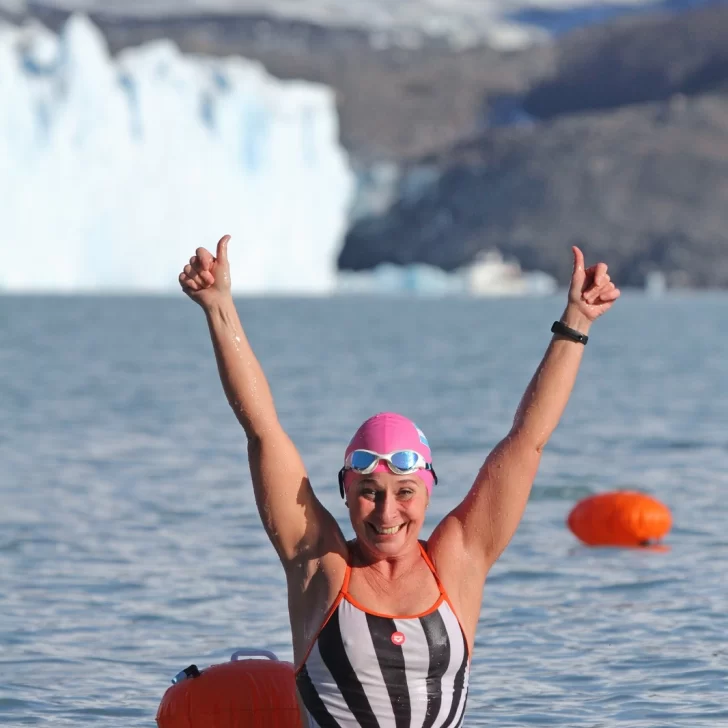 Adriana Miracle vuelve a desafiar el hielo en la Copa Mundial de Natación de Invierno Adriana Miracle vuelve a desafiar el hielo en la Copa Mundial de Natación de Invierno