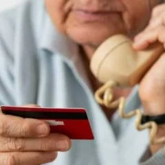 Jubilado quería pedir un préstamo y perdió casi  8 millones de pesos en una estafa bancaria telefónica