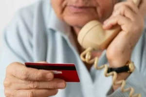 Jubilado quería pedir un préstamo y perdió casi  8 millones de pesos en una estafa bancaria telefónica