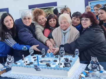 Una vecina, un barrio y un club: 63 años de historia compartida Una vecina, un barrio y un club: 63 años de historia compartida
