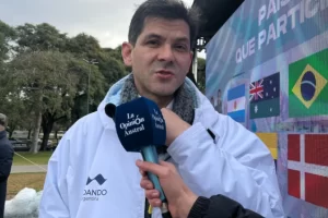 Matías Ola palpitó el inicio de la Copa Mundial de Natación en Aguas Frías: “La mirada del mundo en Santa Cruz”