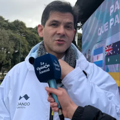 Matías Ola palpitó el inicio de la Copa Mundial de Natación en Aguas Frías: “La mirada del mundo en Santa Cruz”