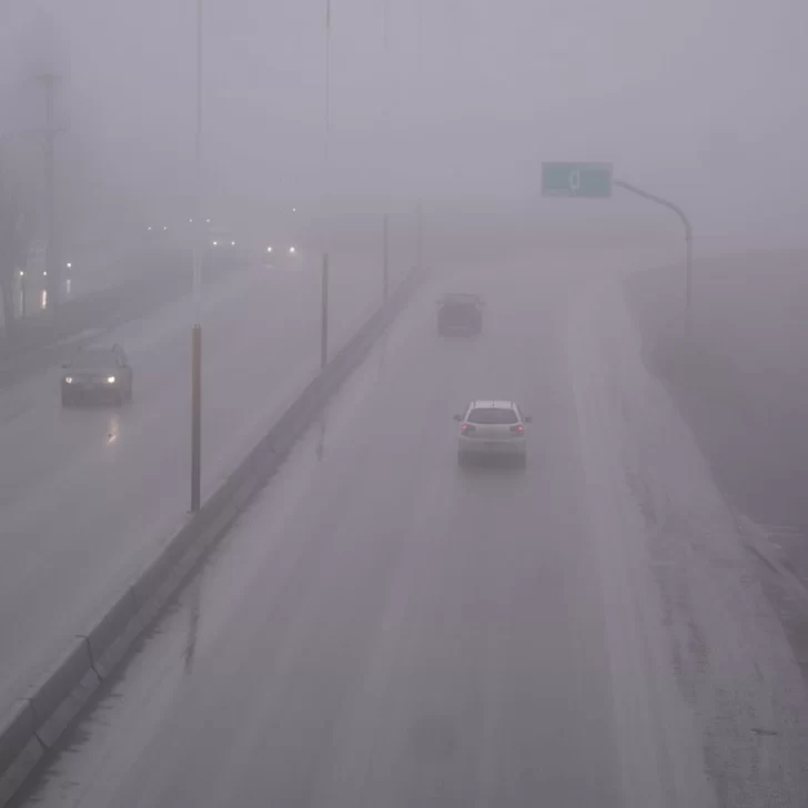 Niebla persistente reduce la visibilidad en Río Gallegos y complica la circulación durante la madrugada y la noche Niebla persistente reduce la visibilidad en Río Gallegos y complica la circulación durante la madrugada y la noche