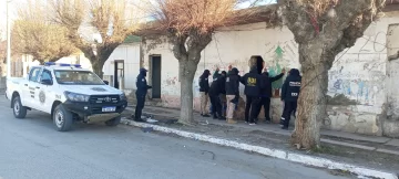 Allanamiento en Puerto Deseado: secuestraron elementos informáticos que no pudieron ser justificados Allanamiento en Puerto Deseado: secuestraron elementos informáticos que no pudieron ser justificados