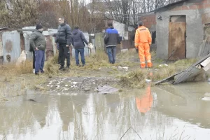 Inundación en Río Gallegos: una familia del barrio San Benito fue asistida y trasladada a un hotel