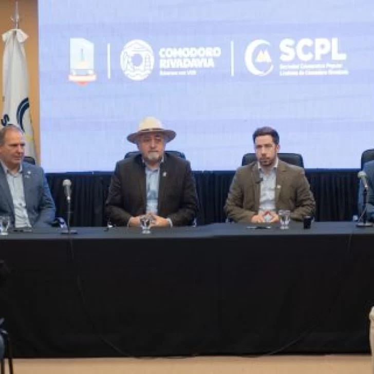 El intendente de Comodoro Rivadavia logró un acuerdo con la Cooperativa de energía eléctrica para reducir el aumento de la tarifa El intendente de Comodoro Rivadavia logró un acuerdo con la Cooperativa de energía eléctrica para reducir el aumento de la tarifa