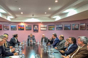 Santa Cruz consolida la reactivación petrolera: San Antonio Internacional vuelve a operar Santa Cruz consolida la reactivación petrolera: San Antonio Internacional vuelve a operar