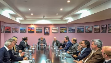 Santa Cruz consolida la reactivación petrolera: San Antonio Internacional vuelve a operar Santa Cruz consolida la reactivación petrolera: San Antonio Internacional vuelve a operar