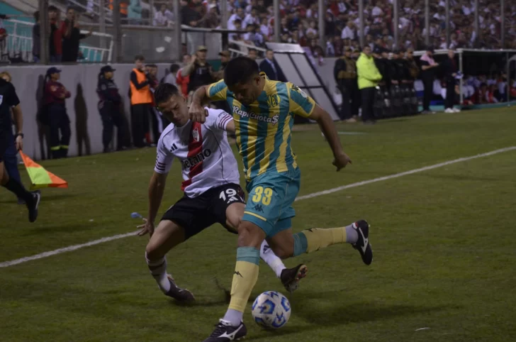 river-aldosivi3-728x482 river-aldosivi3-728x482