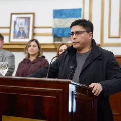 Claudio Vidal: “Se reconoce al docente que mostró un compromiso enorme y nunca faltó”