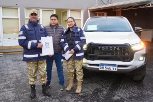 Vidal entregó la camioneta que utilizaba como gobernador a Operaciones Rurales de Gobernador Gregores Vidal entregó la camioneta que utilizaba como gobernador a Operaciones Rurales de Gobernador Gregores