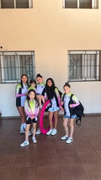 Cinco gimnastas del Boxing representan a Santa Cruz en el Nacional de Clubes de Gimnasia Rítmica Cinco gimnastas del Boxing representan a Santa Cruz en el Nacional de Clubes de Gimnasia Rítmica