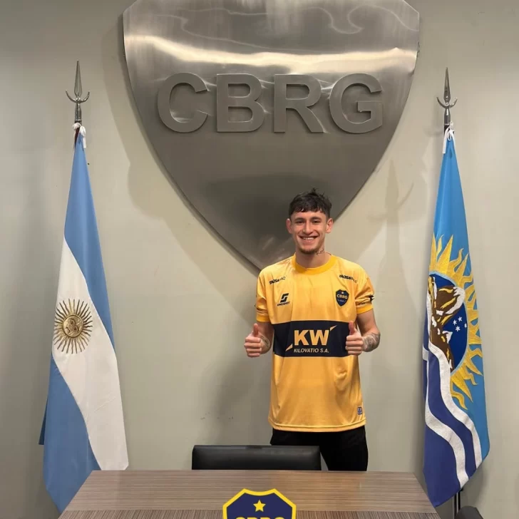 Joaquín “El Ruso” Guzmán, nuevo refuerzo de Boca Río Gallegos Joaquín “El Ruso” Guzmán, nuevo refuerzo de Boca Río Gallegos