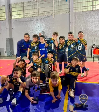 Boca de Río Gallegos y una campaña perfecta: la categoría 2018 se consagró campeona en el torneo “Siempre Alegres” Boca de Río Gallegos y una campaña perfecta: la categoría 2018 se consagró campeona en el torneo “Siempre Alegres”