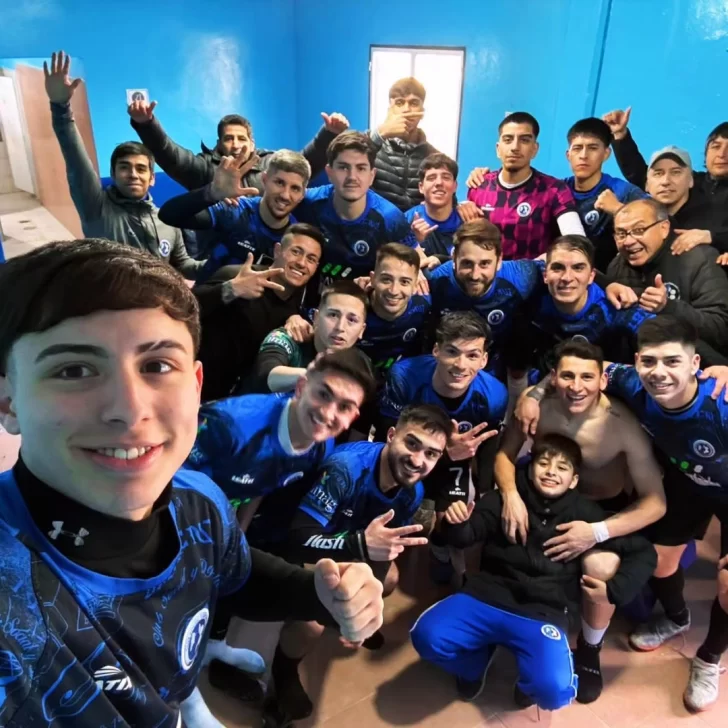 Bancruz pegó fuerte en el debut: goleó 3-0 a Santa Cruz en Río Turbio con un intratable Matías Portillo Bancruz pegó fuerte en el debut: goleó 3-0 a Santa Cruz en Río Turbio con un intratable Matías Portillo