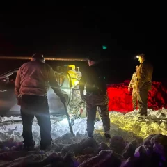 Temporal de nieve en Santa Cruz: una familia quedó varada y fue rescatada en una ruta cercana a El Calafate