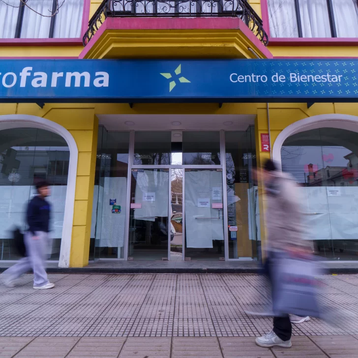 ¿Cierra Autofarma?: trabajadores de farmacia de Santa Cruz y Tierra del Fuego no cobran su sueldo hace tres meses ¿Cierra Autofarma?: trabajadores de farmacia de Santa Cruz y Tierra del Fuego no cobran su sueldo hace tres meses