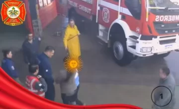 Bomberos de Trelew auxiliaron a un niño que ingirió una pila y lo trasladaron de urgencia al hospital Bomberos de Trelew auxiliaron a un niño que ingirió una pila y lo trasladaron de urgencia al hospital
