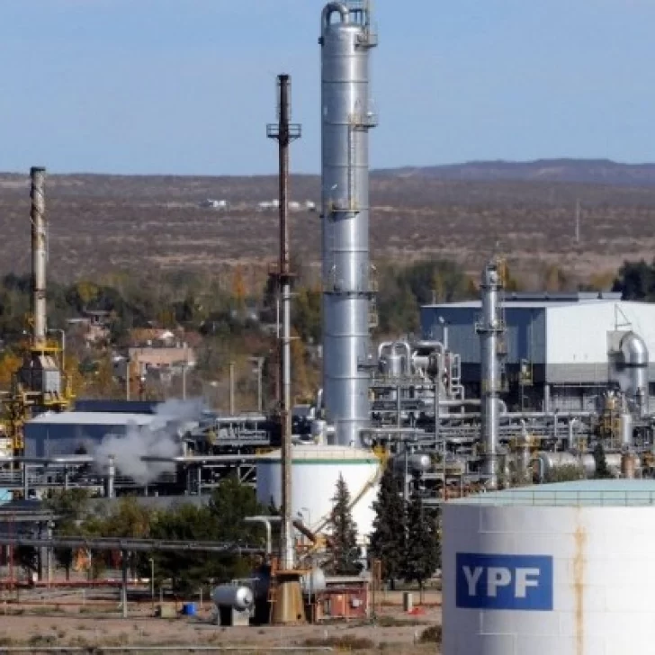 YPF presentó este lunes los resultados del segundo trimestre del año YPF presentó este lunes los resultados del segundo trimestre del año