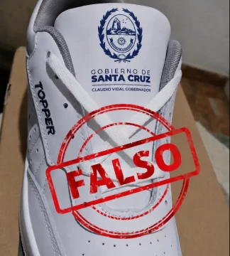 El Consejo Provincial de Educación desmintió la fake news sobre el logo del Gobierno en las zapatillas escolares El Consejo Provincial de Educación desmintió la fake news sobre el logo del Gobierno en las zapatillas escolares