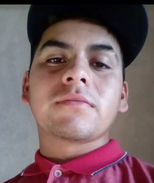 “Solo queremos llevarlo a su tierra”: el desgarrador relato de la familia del joven fallecido tras el incendio en Puerto San Julián que pide ayuda a la provincia “Solo queremos llevarlo a su tierra”: el desgarrador relato de la familia del joven fallecido tras el incendio en Puerto San Julián que pide ayuda a la provincia