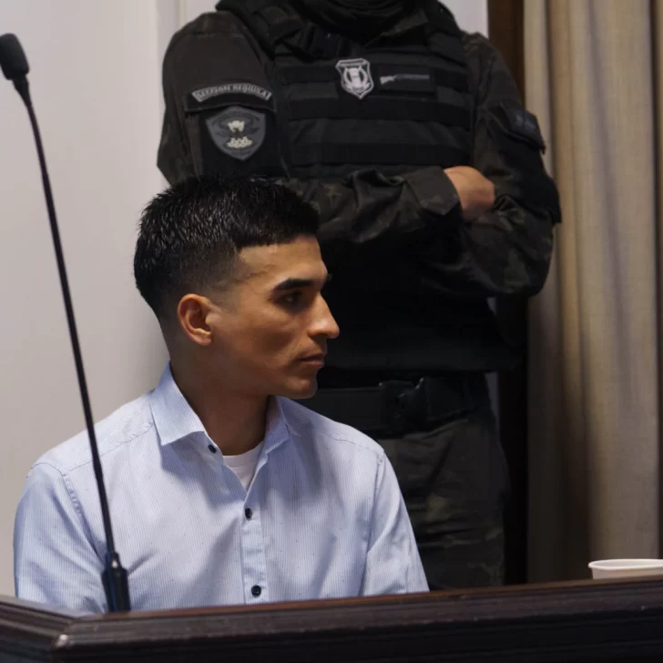 Con 30 testigos por delante y la amenaza de perpetua, el acusado de haber asesinado a Ariel Romero se negó a declarar Con 30 testigos por delante y la amenaza de perpetua, el acusado de haber asesinado a Ariel Romero se negó a declarar