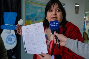 Falsa alarma por olor a gas en el jardín “Los Charitos”: evacuaron a unos 40 niños y las clases del turno tarde serán normales Falsa alarma por olor a gas en el jardín “Los Charitos”: evacuaron a unos 40 niños y las clases del turno tarde serán normales