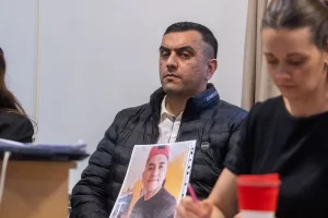 “Sentimos que la Justicia volvió a matar a mi hermano”: el duro reclamo de la familia de Rubén Mansilla, el ex policía asesinado en Río Gallegos “Sentimos que la Justicia volvió a matar a mi hermano”: el duro reclamo de la familia de Rubén Mansilla, el ex policía asesinado en Río Gallegos