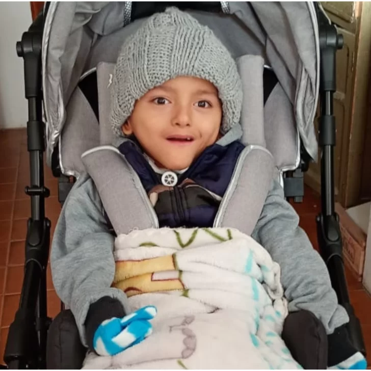 Todos por “Pablito”: sigue la colecta para que el niño santacruceño con parálisis cerebral reciba un tratamiento en Córdoba Todos por “Pablito”: sigue la colecta para que el niño santacruceño con parálisis cerebral reciba un tratamiento en Córdoba